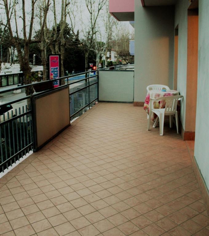 Hotel Midi Riccione Exterior photo